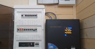 Установка и подключение стабилизаторов напряжения от 569 руб в Красноуфимске - ЭлектроКрф